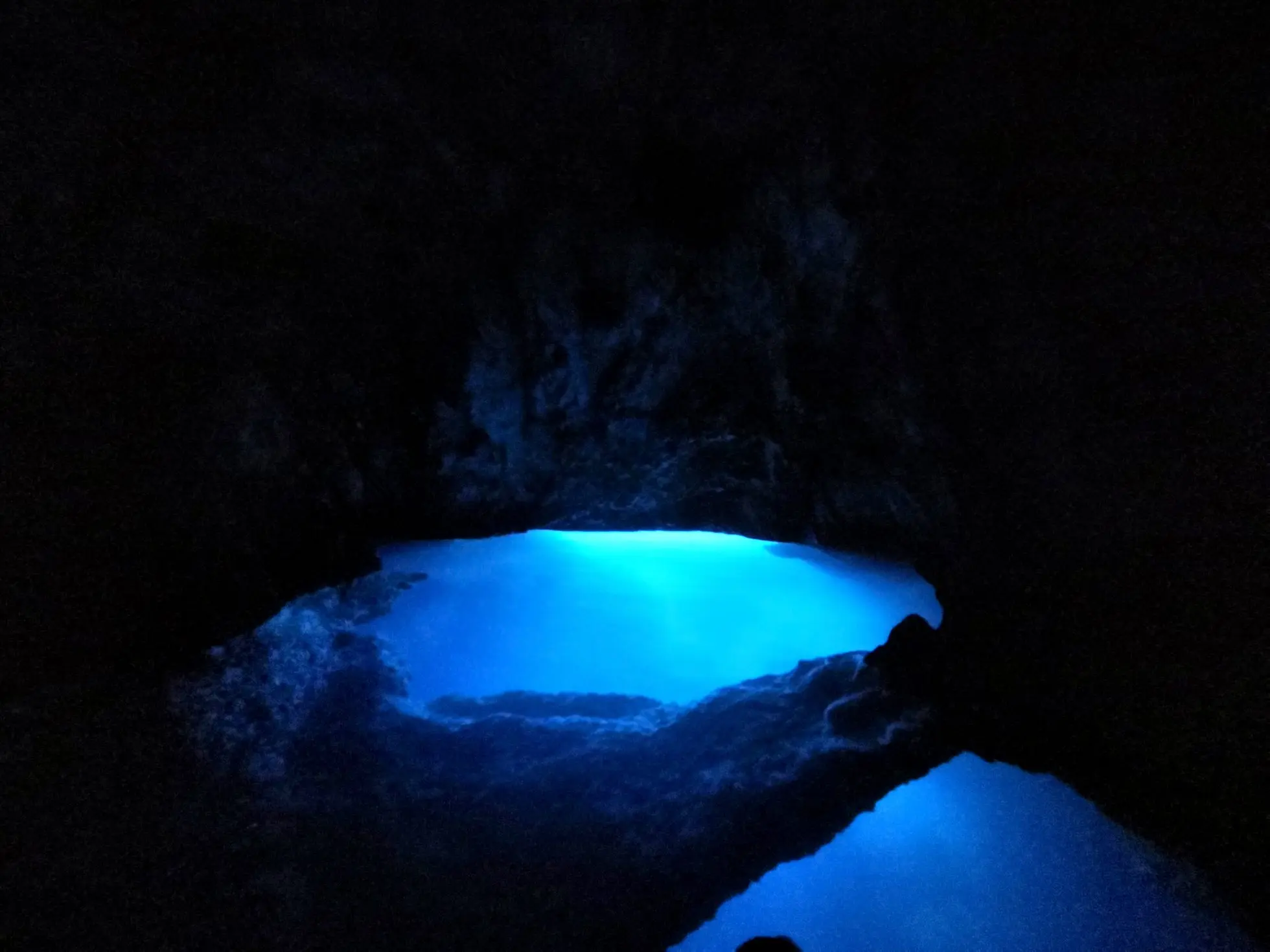 blue-cave-6